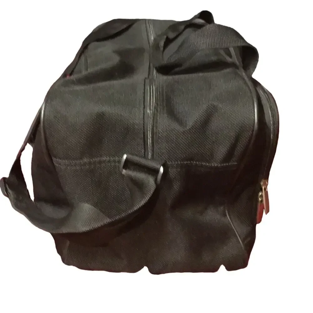 Embark Mens Black Outer Zipped Pockets Shoulder Strap Duffel Bag